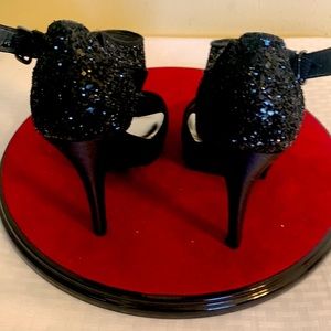 Sequins and sparkling really cute 5 “heels.